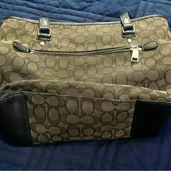 Pre-owned Coach black & grey logo purse - Picture 2 of 5